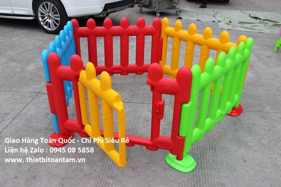 hàng rào nhựa cho trẻ